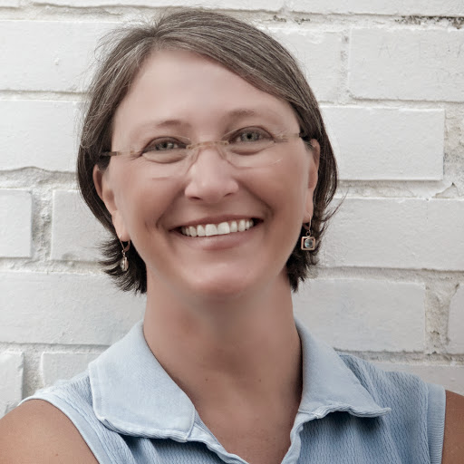 Julia Pearson Photo 16