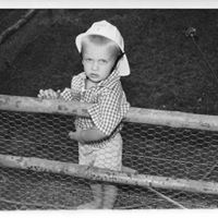 Dennis Hunt Photo 23