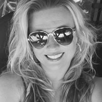 Jessica Garrett Photo 43