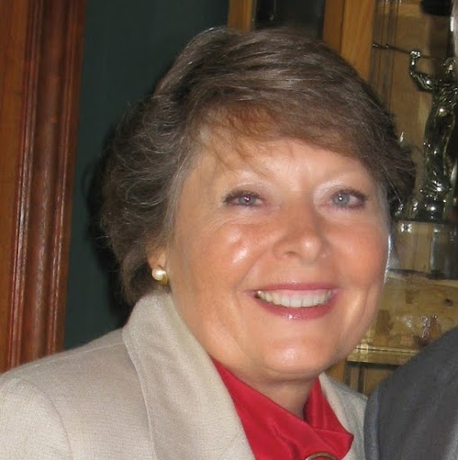 Janis Reynolds Photo 16