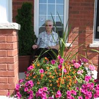 Lorraine Richards Photo 25