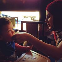 Anna Todd Photo 30