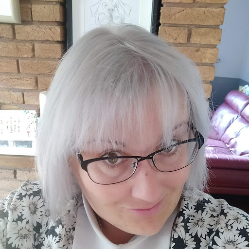 Laura Hancock Photo 31