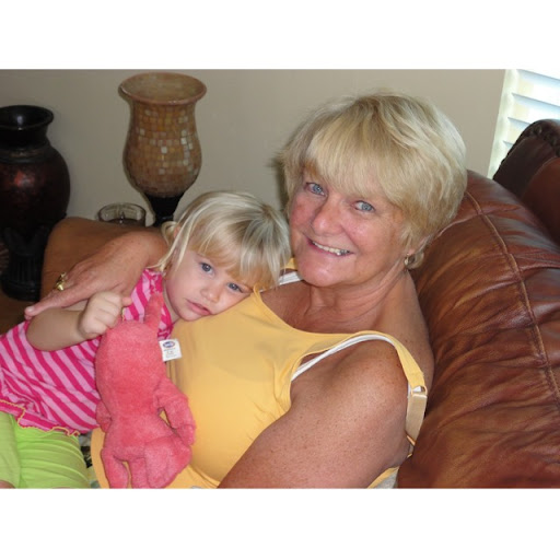 Carol Wells Photo 34