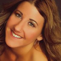 Robyn Mckee Photo 8