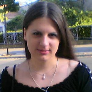 Catherine Peters Photo 22