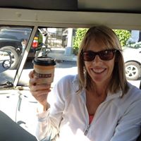 Elizabeth Mccormack Photo 18