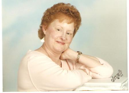 Connie Howe Photo 10
