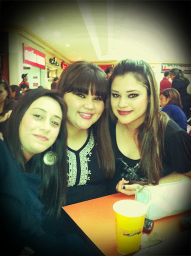 Ruth Cantu Photo 30