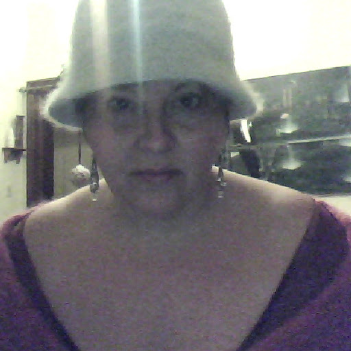 Lisa Doss Photo 11