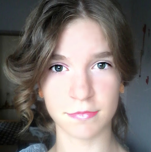 Elena Ursu Photo 4