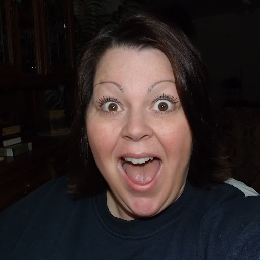 Heidi Perkins Photo 39
