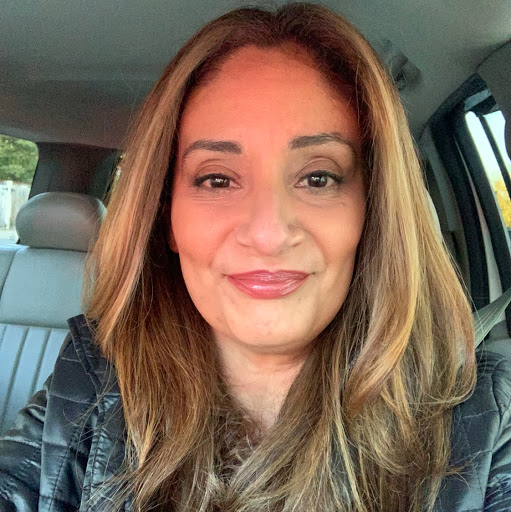 Stephanie Badillo Photo 27