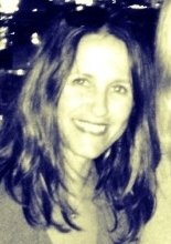 Elizabeth Callahan Photo 25
