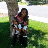 Heather Edmonds Photo 40