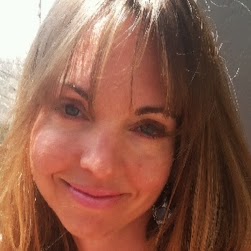 Aimee Hughes Photo 19