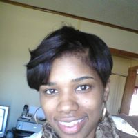 Shontia Robinson Photo 5