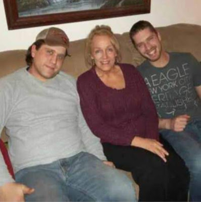 Pamela Sills Photo 6