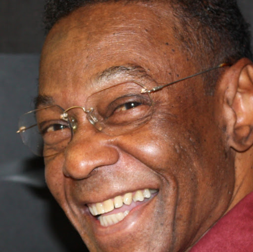 Maurice Lewis Photo 27