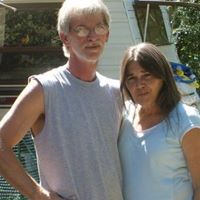 Sandy Bowles Photo 22
