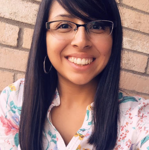 Cynthia Robles Photo 22