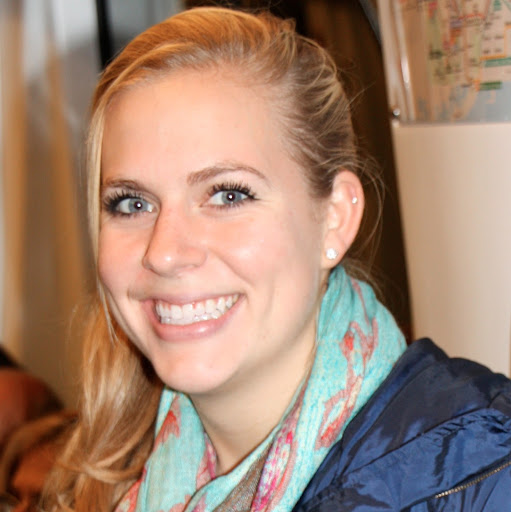 Elizabeth Mcintosh Photo 27