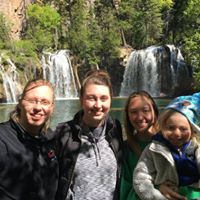Sarah Petersen Photo 18