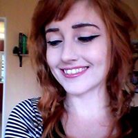 Christina Michels Photo 5
