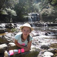 Belinda Simpson Photo 6