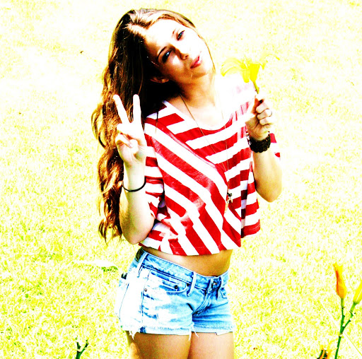 Christie Robinson Photo 8