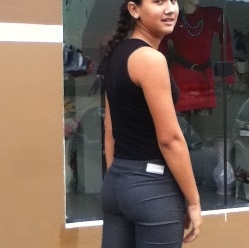 Julia Borges Photo 12