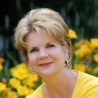 Anne Johnston Photo 41