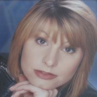 Tracey Hyde Photo 8