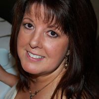 Laura Crabtree Photo 27