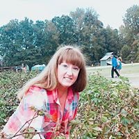 Terri Wolfe Photo 21