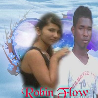 Robin Gonzalez Photo 34