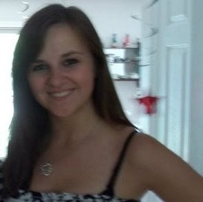 Sarah Clayton Photo 8