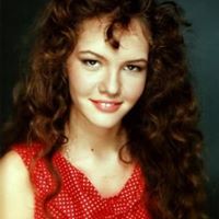 Ella Schultz Photo 15
