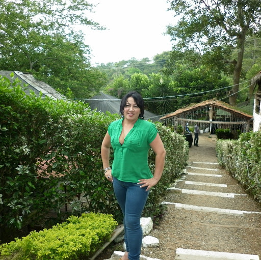 Teresa Amaya Photo 6