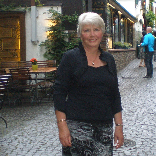 Judy Clarke Photo 6