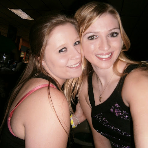 Rebecca Robinson Photo 20