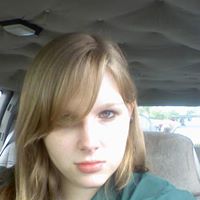 Julia Ritchie Photo 6