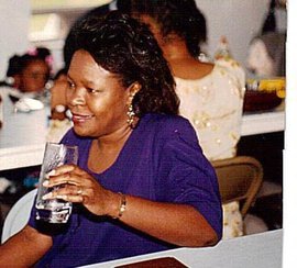 Vivian Simmons Photo 17