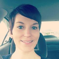 Jennifer Hinrichs Photo 7