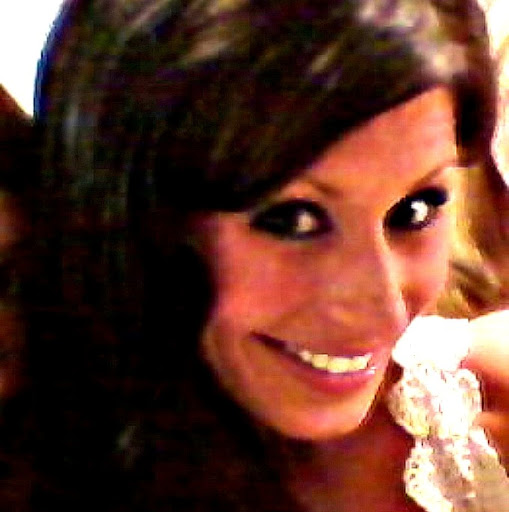 Laura Gay Photo 29