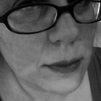 Elizabeth Ledoux Photo 19