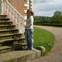 Shelley Davies Photo 14