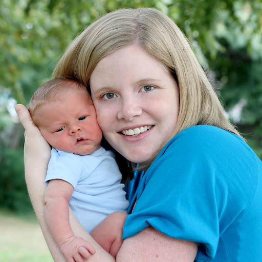 Sara Mckinney Photo 13