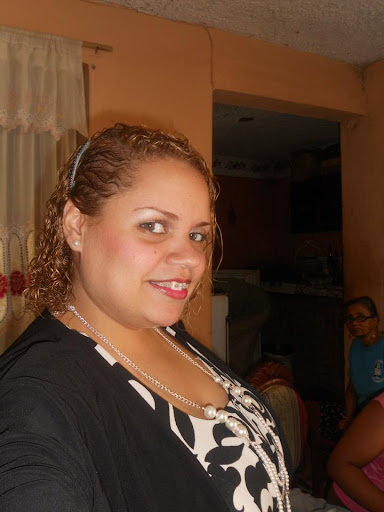 Jennifer Cabrera Photo 31
