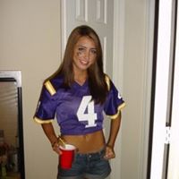 Molly Hudson Photo 15